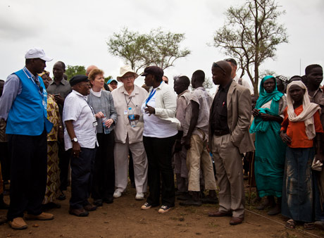 Desmond Tutu, Martti Ahtisaari and Mary Robinson at Yusuf Batil refugee camp in South Sudan