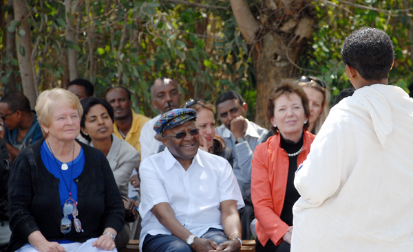Gro Harlem Brundtland with fellow Elders Desmond Tutu and Mary Robinson, hearing from a women who was married as a child, Ethiopia, June 2011