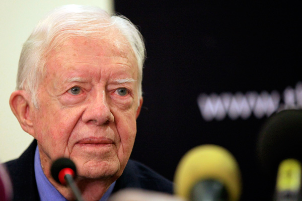 Jimmy Carter speaking at an Elders press conference in Sudan