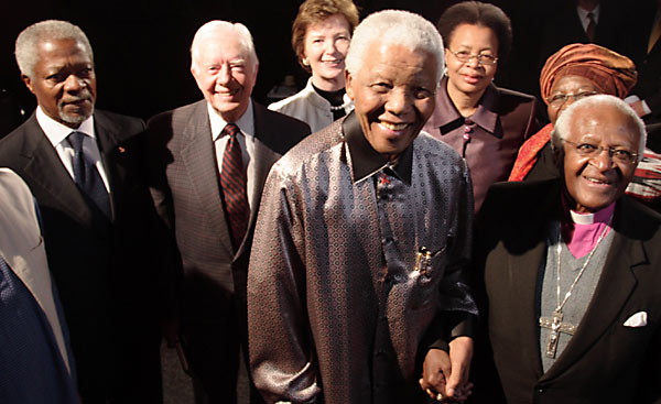 Kofi Annan, Jimmy Carter, Mary Robinson, Nelson Mandela, Graça Machel and Desmond Tutu at the launch of The Elders in 2007