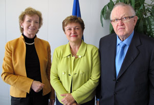 Mary Robinson, Kristalina Georgieva and Martti Ahtisaari