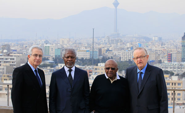 Ernesto Zedillo, Kofi Annan, Desmond Tutu and Martti Ahtisaari arrive in Tehran